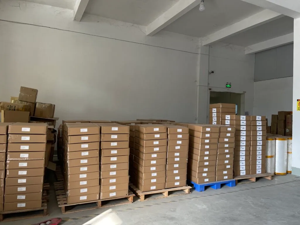 wholesale foil balloon shipping and export logistics for bulk orders