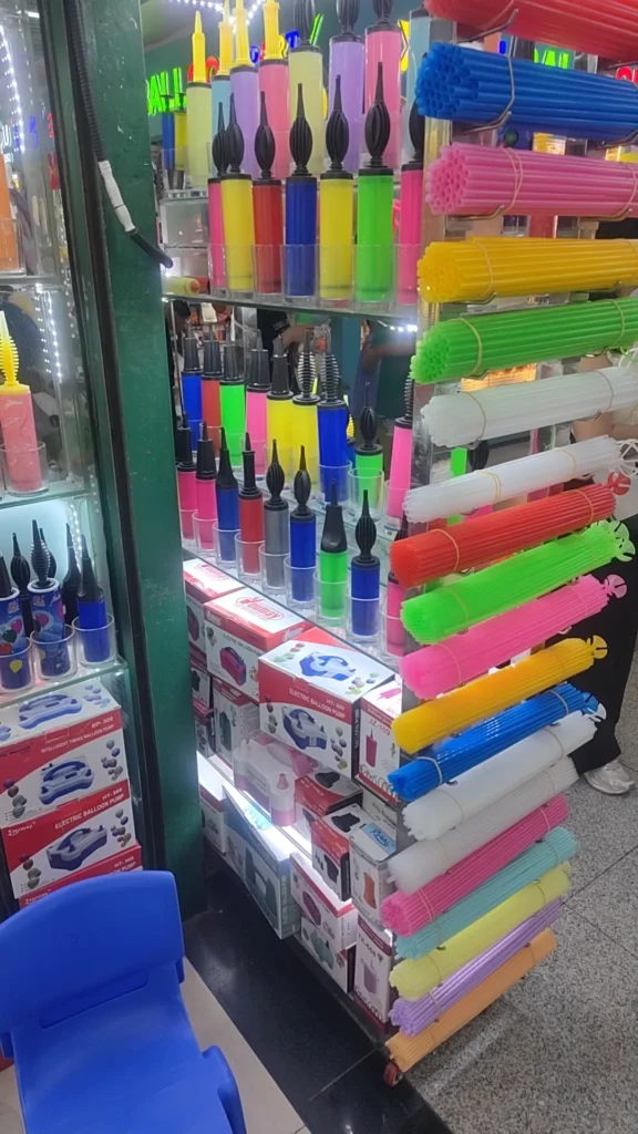 Foiljoy Balloon And Accessory Store Display 461–