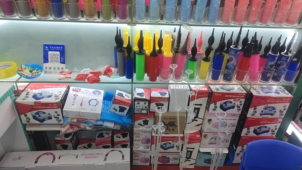 Foiljoy Balloon And Accessory Store Display 462–