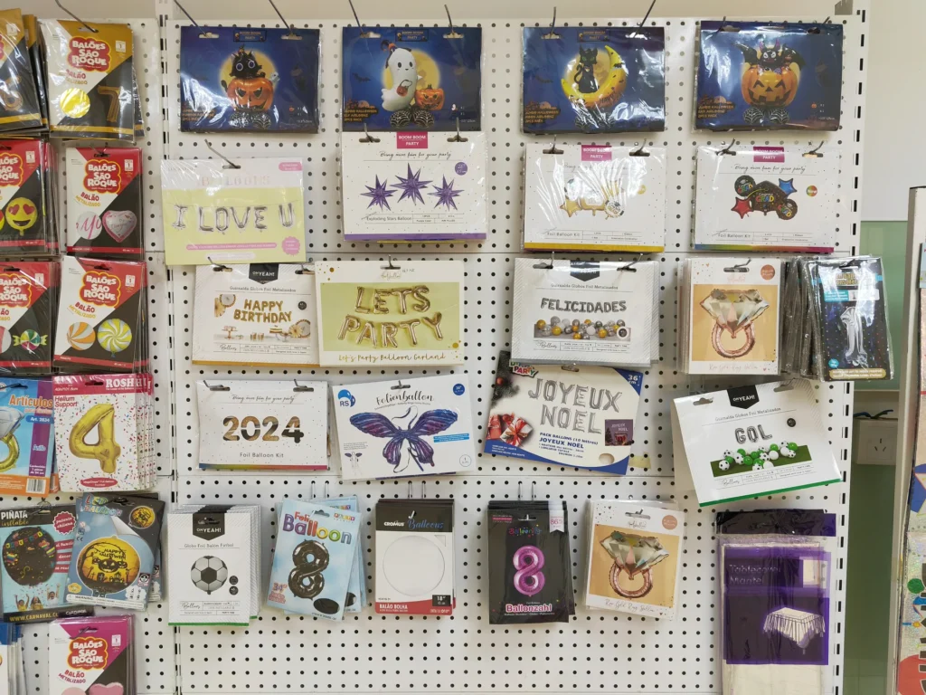 Foiljoy Balloon Retail Wall Display 397