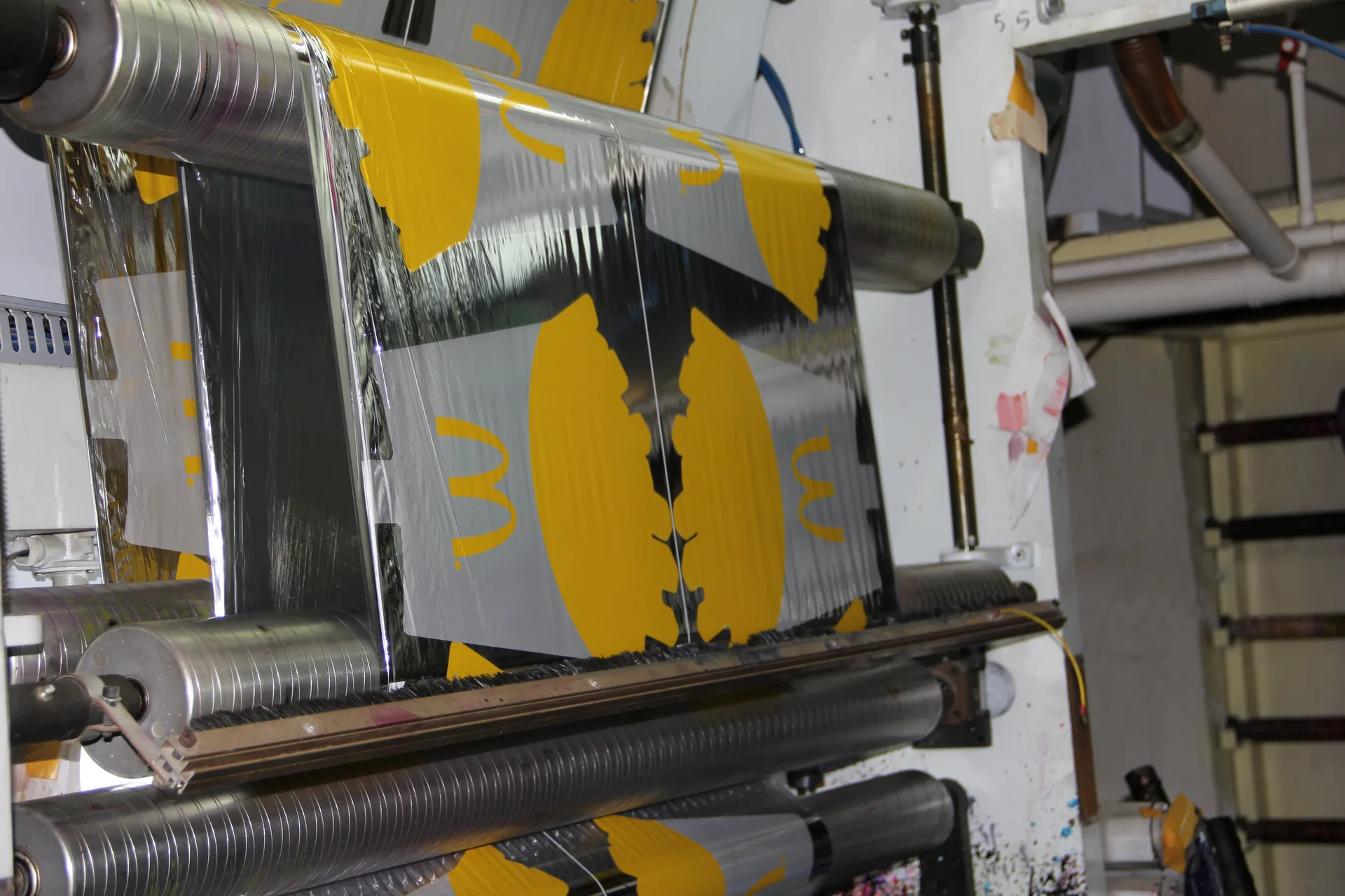 Foil balloon printing quality inspection