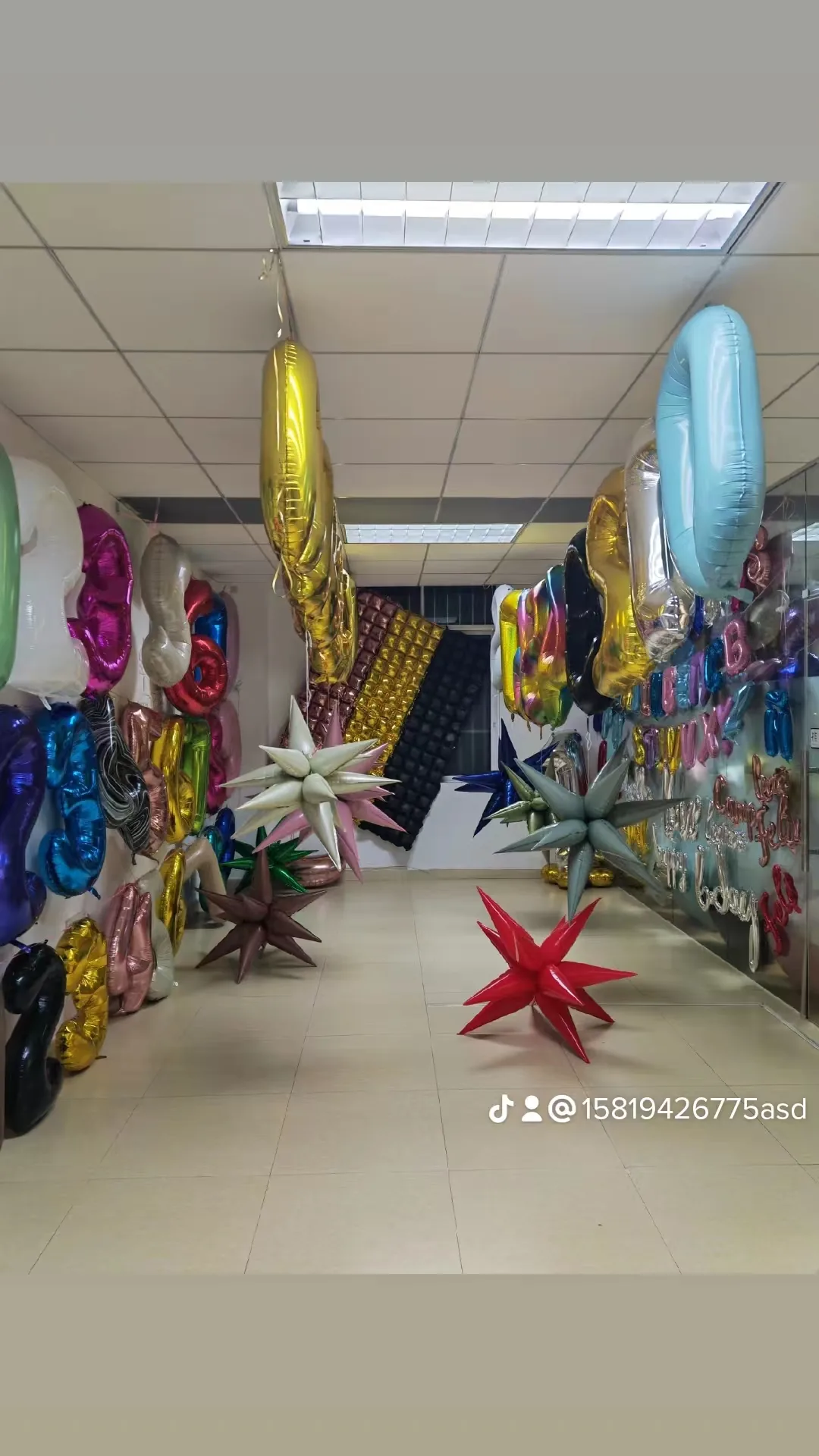 Foil vs Latex Balloons for Retail Buyers